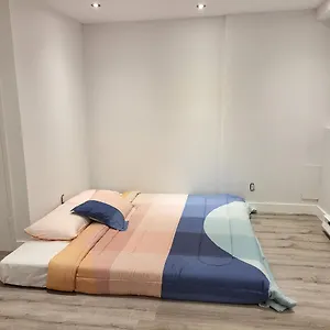  Holiday home 4 Bedrooms Beautiful Townhouse